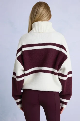 Strikket oversized genser med høyhals i burgunder