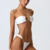 Sunray pyntede bikinitruser med brede stropper i hvit