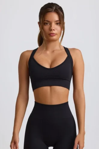Super Sculpt sømløs sports-BH med kryssrygg i svart