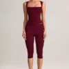 Suri Modal Capri-leggings med middels høy midje i vinrød