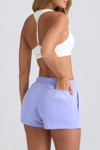 Sweatshorts med middels høy midje i periwinkle