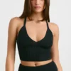 Tank-top i grovstrikk i svart