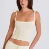 Tank-top i ribbestrikket stoff i krem