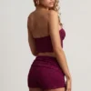Tarni bandeau-crop-top med metallbeslag i bærlilla