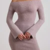 Terneigh ribbestrikket off-shoulder maxikjole i taupe