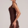 Tula Mid-Rise Bodycon Ultra Mini Skjørt med splitt i sjokoladebrun