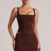 Tula Mid-Rise Bodycon Ultra Mini Skjørt med splitt i sjokoladebrun