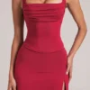 Tula mid-rise bodycon ultra miniskjørt med splitt i kirsebærrød