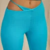 Valerie Petite Cut Out Flare-bukse i aqua