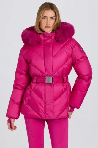 Vanntett skijakke med hette i imitert pels i magenta rosa