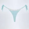 Vernazza bikinitruser med snøring i siden i broderie anglaise i pudderblått