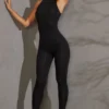 Vida Racer Neck Jumpsuit i svart