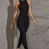Vida Racer Neck Jumpsuit i svart