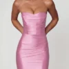 Yesenia Ruched Bandeau minikjole i myk rosa
