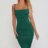 You’re My Type Cowl Neck Ruched Bodycon Midi Kjole i grønt