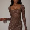 Zeta Sheer Embellished langermet A-linje minikjole i Deep Cocoa
